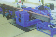 H beam flange straightening line