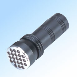 Aluminum LED flashlight