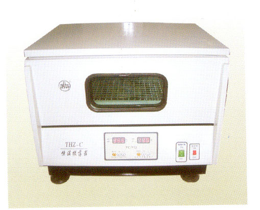 Constant temperature oscillator