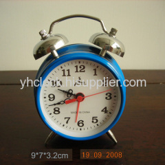 Automatic alarm clock