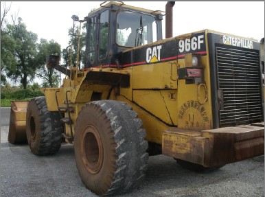 CATERPILLAR Loader