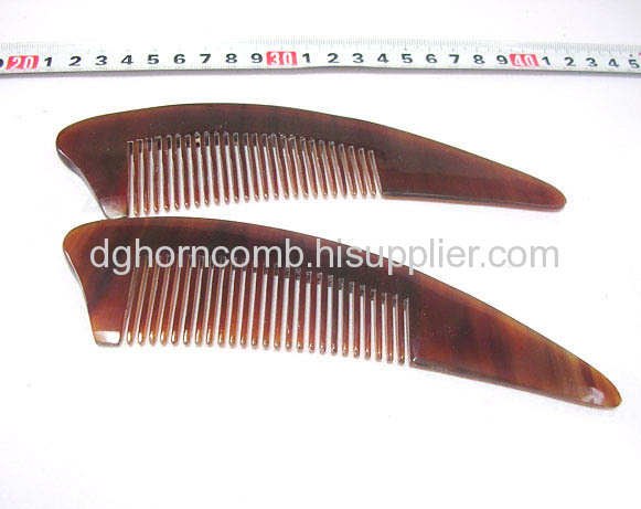 Curve Yellow Cattle Horn Comb