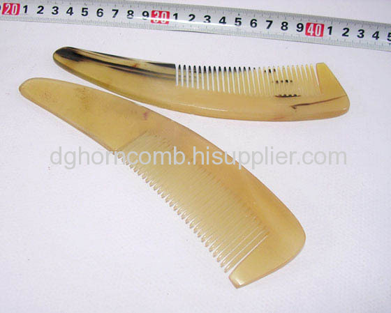 Curve Yellow Cattle Horn Comb