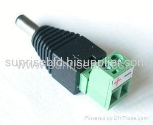 DC plug adaptor