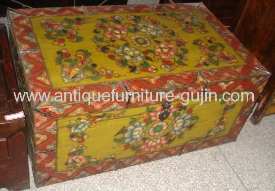 Antique Chinese trunk