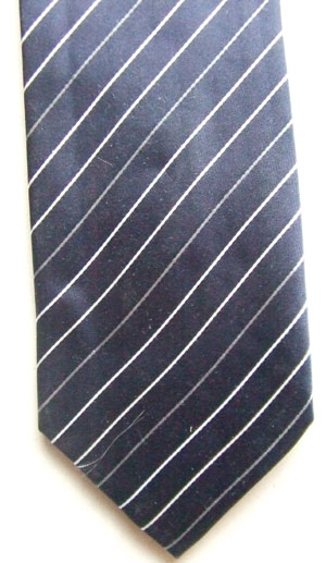 Silk woven necktie