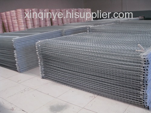 Hot dipped galvanized fence