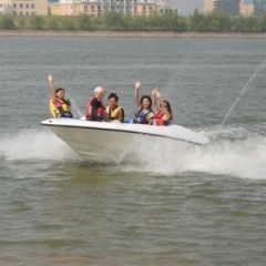 4 Stroke Jet Boat