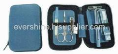 Zipper manicure set