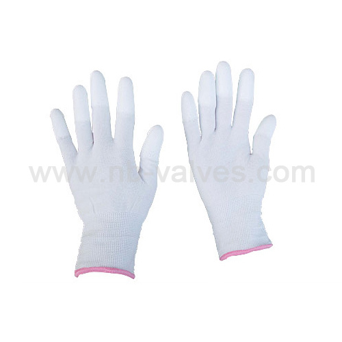 Nylon glove