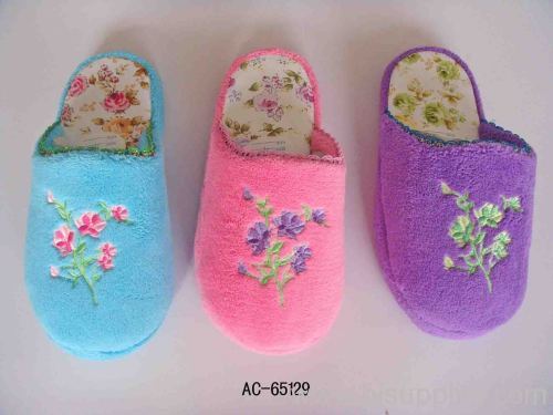 embroidery slipper