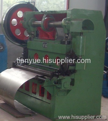 Expanded metal mesh machine