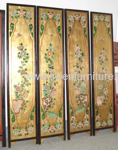 Antique screen