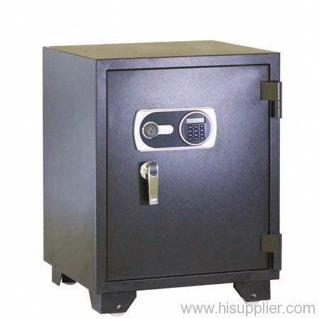 Fire resistant safe