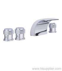 Waterfall bathtub faucet