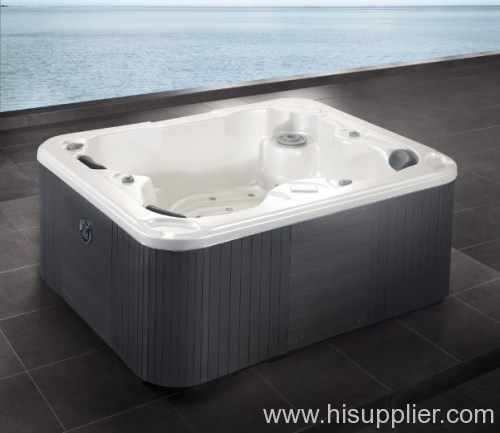 outdoor spa,hot tub