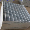 Galvanizing steel grating