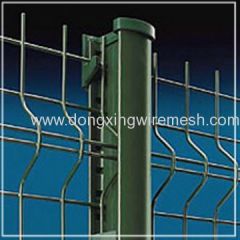 welded wire mesh fence