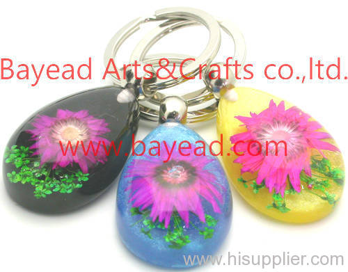 real natural flower in resin keychains