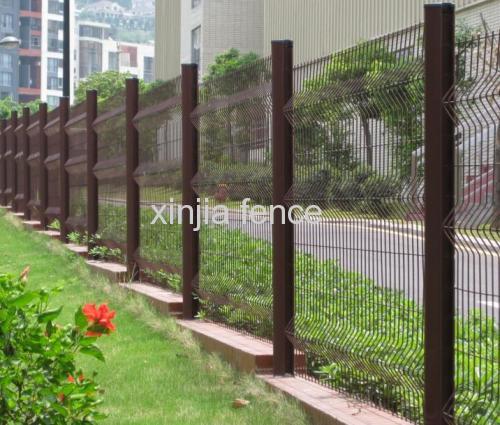 welded wire fence