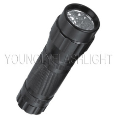 9 LEDs flashlight