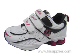 children sports shoes