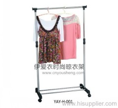 Single pole clothes rack