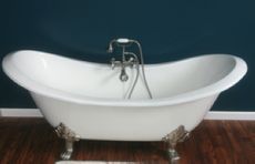 Cast iron bathtubs