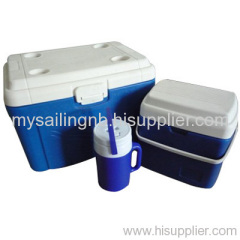 60/15/2L S/3 Cooler Box and Water Jug