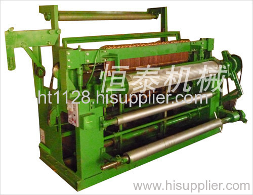 Light full automatic welded wire mesh machine