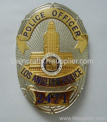 metal badge/ lapel pin