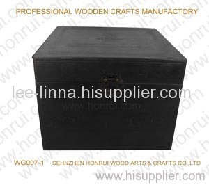 wooden gift packaging case