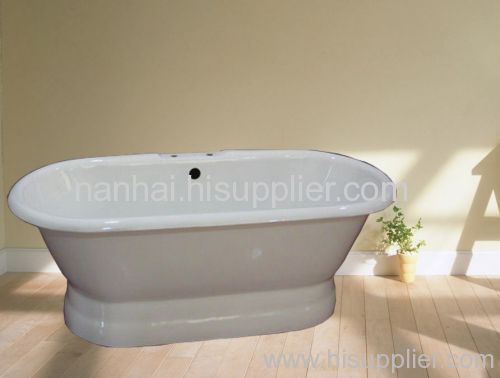 Porcelain Pedestal Tub