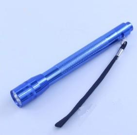 2 AA blue Mini Maglite Flashlight