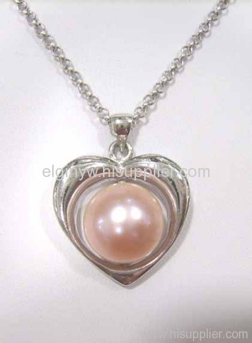 pearl pendant