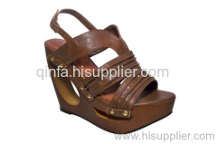 HOLLOWED STRAPPY WEDGE SANDAL