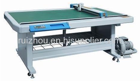 Digital garment cutting machine