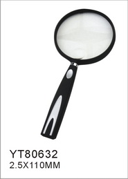 Straight handle magnifier
