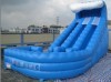 Curvy inflatalbe water slide