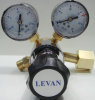 Oxygen regulator