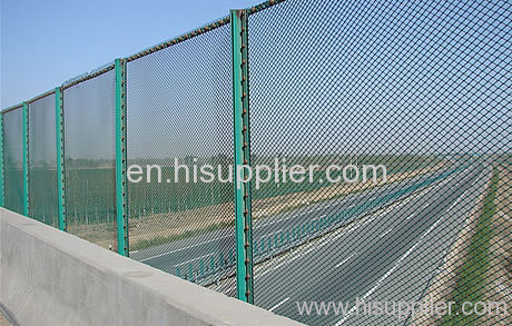 expanded mesh fence