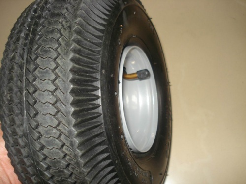 rubber pneumatic wheel