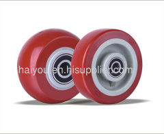 Polyurethane wheels with PP center