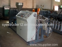 Twin-screw extruder granulation