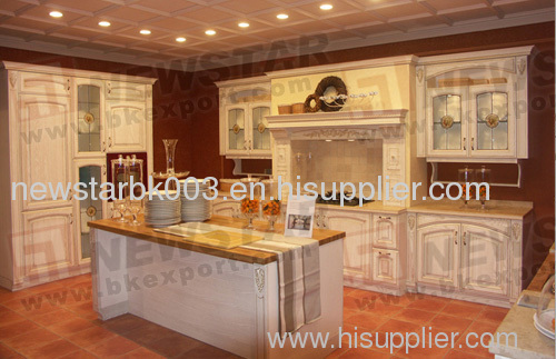 Custom Kitchen Cabinet With Granite Countertops