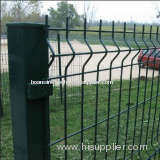 wire mesh fence