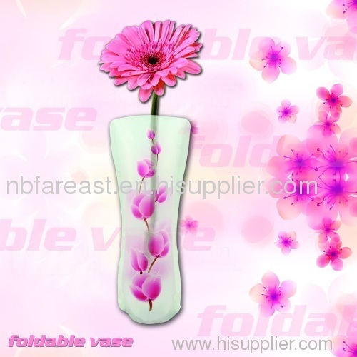 Eco-friendly and reusable clear plastic folded vase