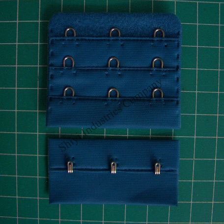 3 rows with 3 eyes hook & eye tape