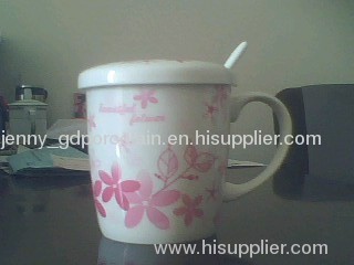 porcelain decal mug with lid and spoon