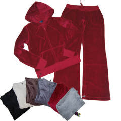 Women's jogging suit, generous and comfortable